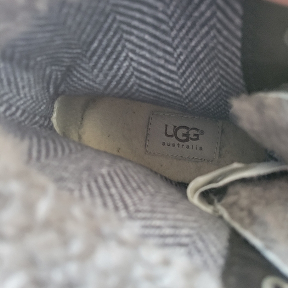 UGG women's Zea black ankle lace up wedge winter boots size 8 - Picture 8 of 11